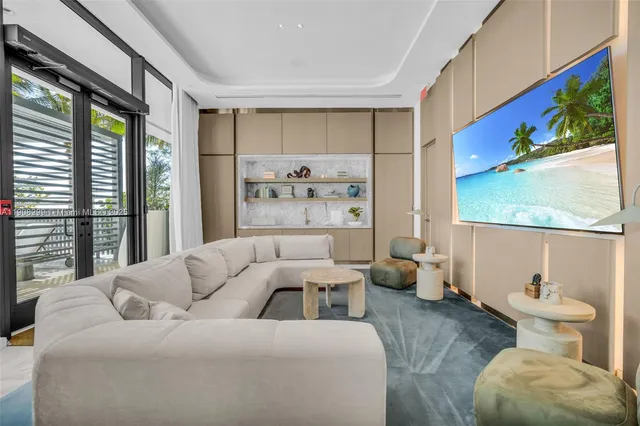 $35,000 | 900 North Ocean Boulevard, Unit 503, Pompano Beach, FL 33062