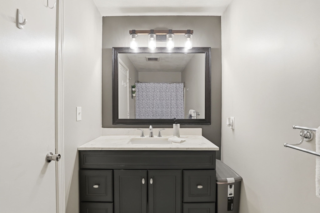 4 Erick Road, Unit 99 Mansfield, MA 02048 - Photo 16 of 21