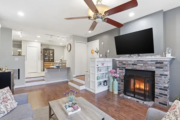 $379,900 | 4 Erick Road, Unit 99, Mansfield, MA 02048