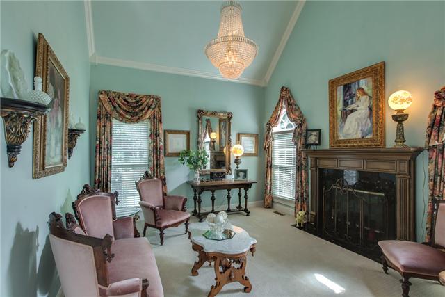 2105 Lake Ridge Way Franklin, TN 37069 - Photo 3 of 20 Gallery Image 3