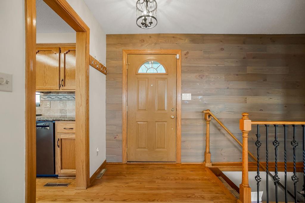 3016 Southeast 7 Street Blue Springs, MO 64014 - Photo 3 of 36