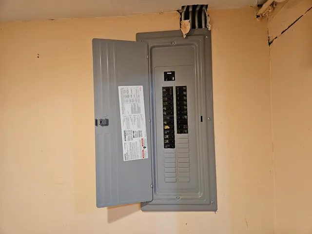 $150,000 | 2802 South Homan Avenue, Chicago, IL 60623