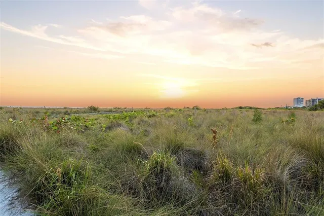 $825,000 | 2227 Montclair Drive, Sarasota, FL 34231