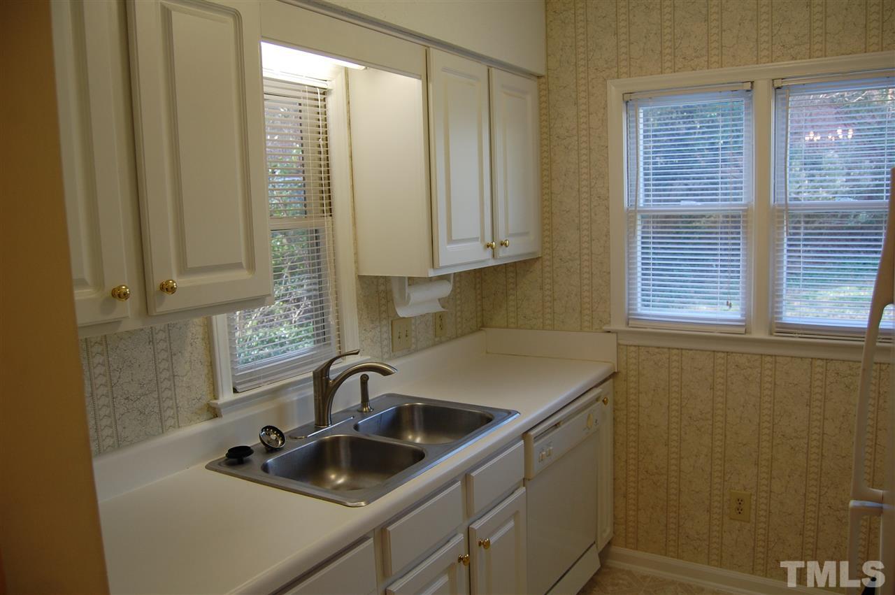 2821-102 Edridge Court, Unit 102 Raleigh, NC 27607 - Photo 12 of 13