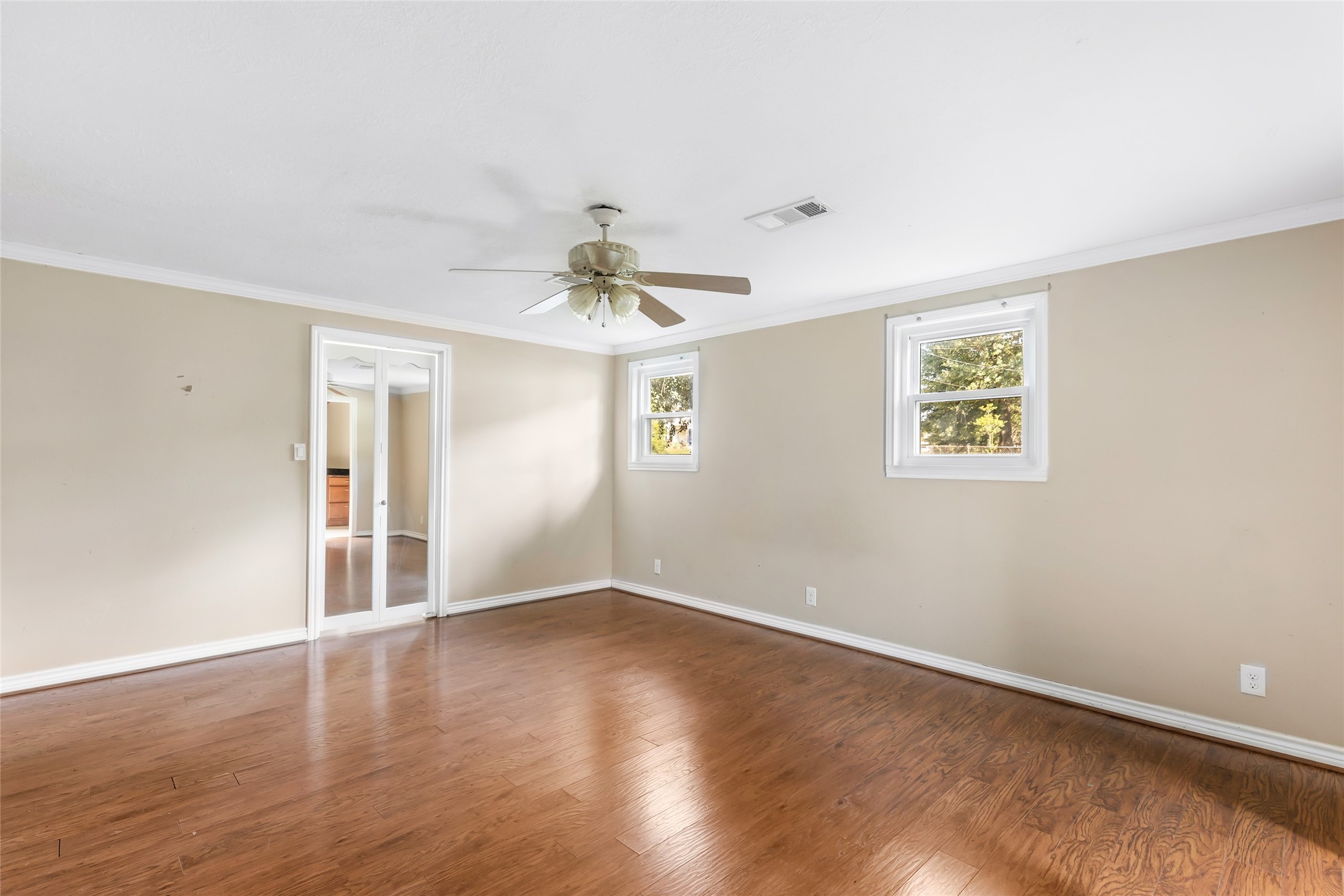 2717 Old Houston Road Huntsville, TX 77340 - Photo 24 of 34 Primary bedroom