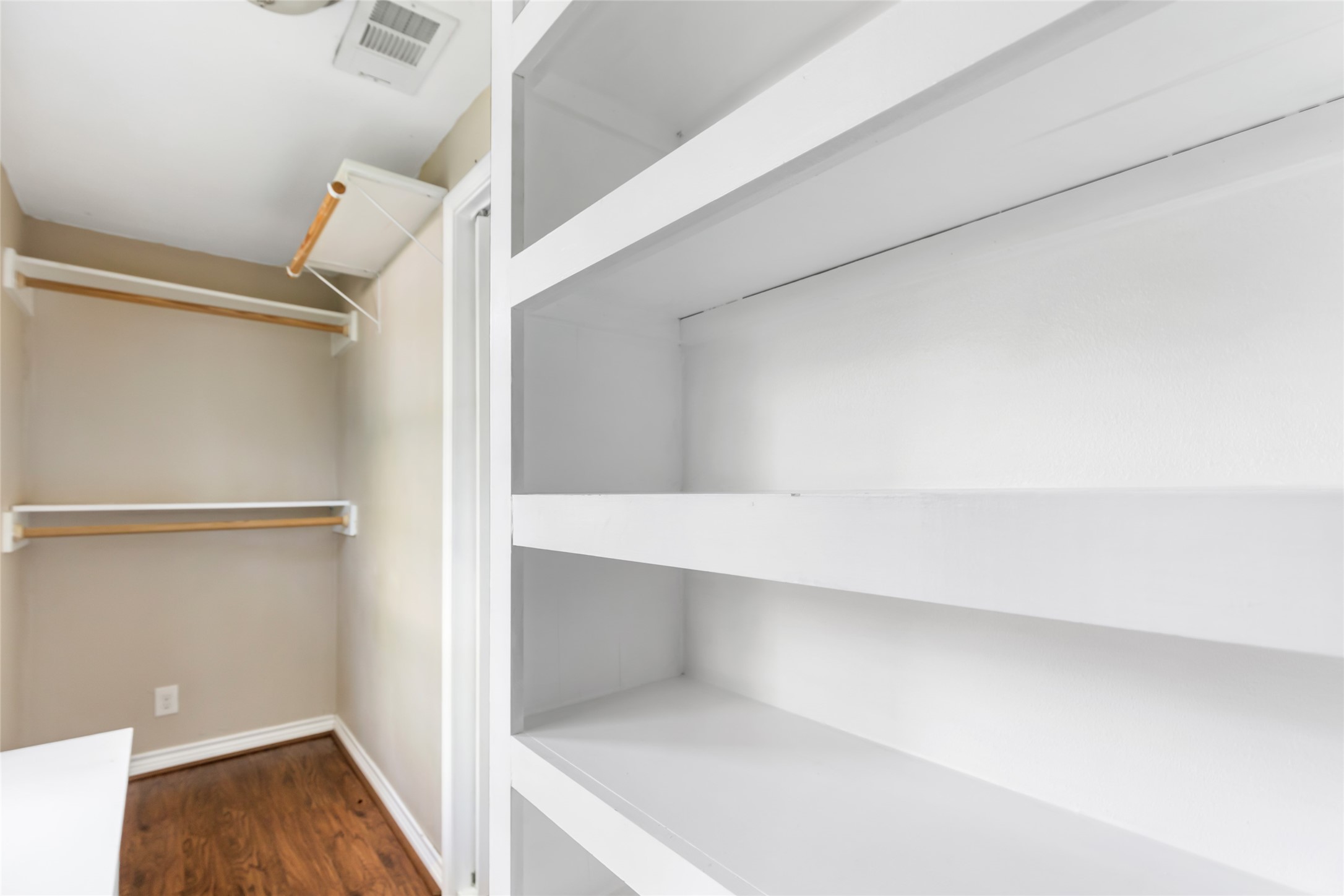 2717 Old Houston Road Huntsville, TX 77340 - Photo 27 of 34 Primary closet