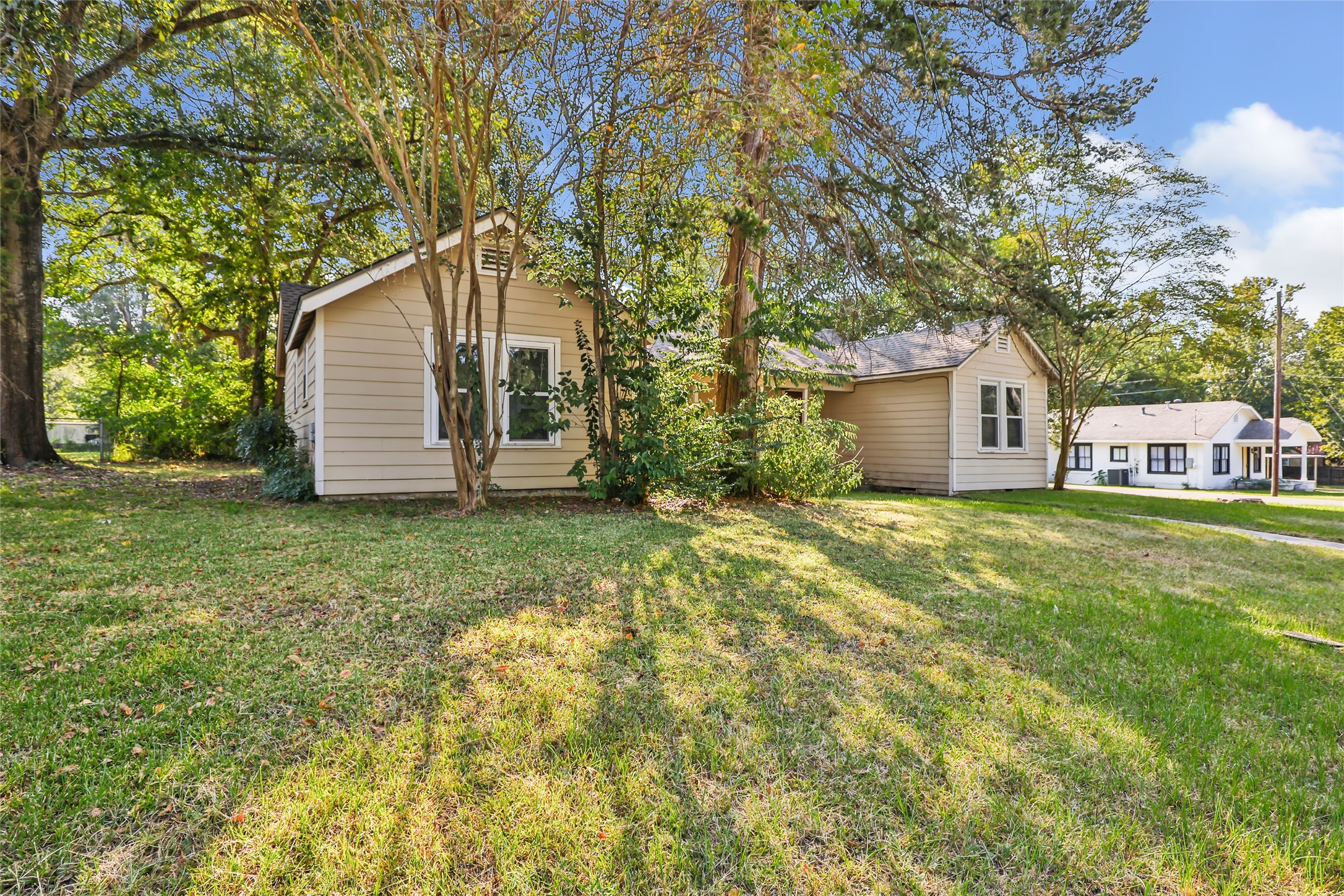 2717 Old Houston Road Huntsville, TX 77340 - Photo 3 of 34