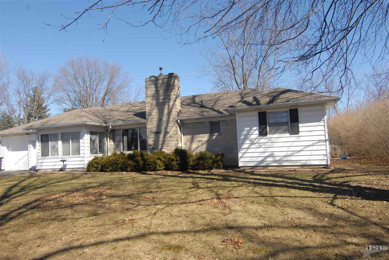 4262 Reed Road Fort Wayne, IN 46815 - Photo 4 of 28 Gallery Image 4