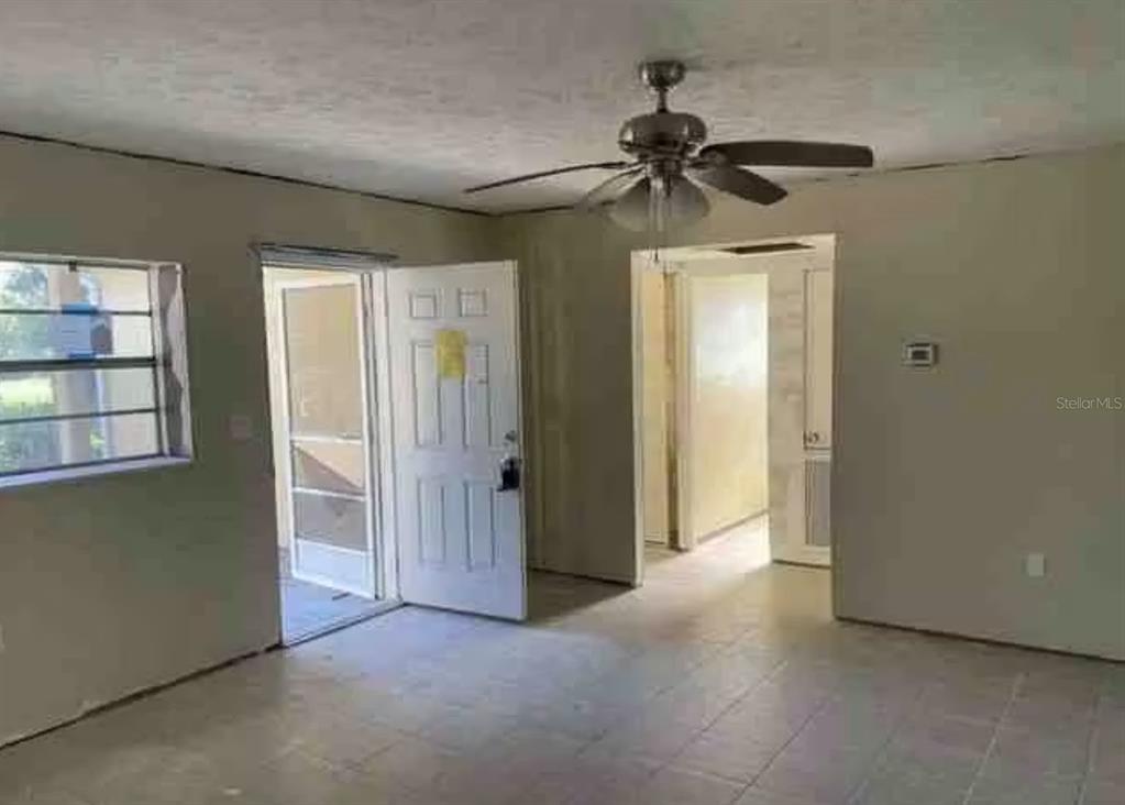 806 West Shell Point Road Ruskin, FL 33570 - Photo 7 of 11 Gallery Image 7