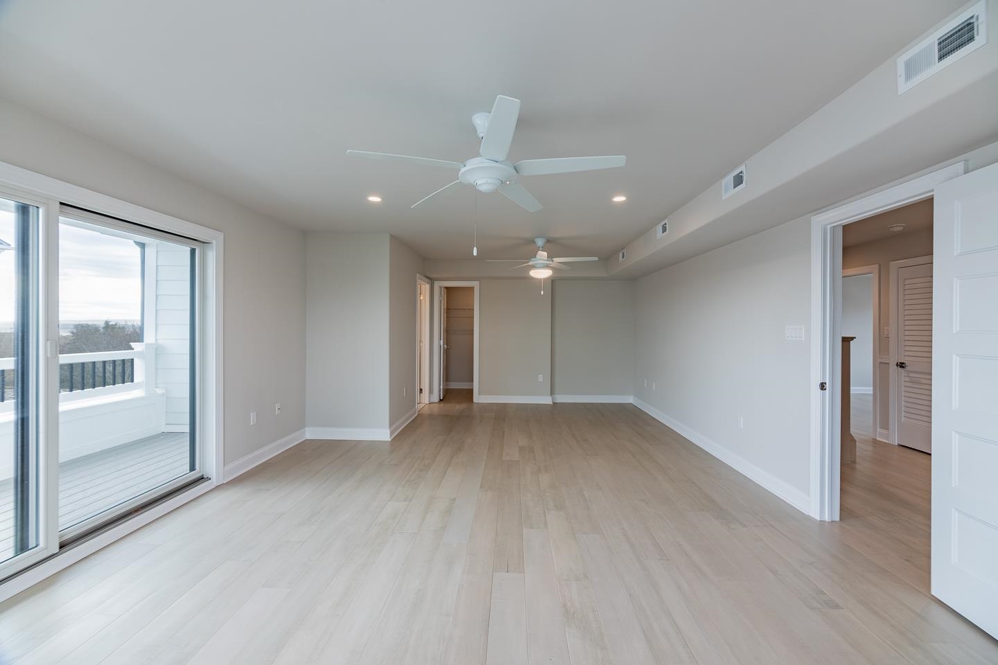 901 Commonwealth Avenue, Unit NORTH Strathmere, NJ 08248 - Photo 13 of 50 Gallery Image 13