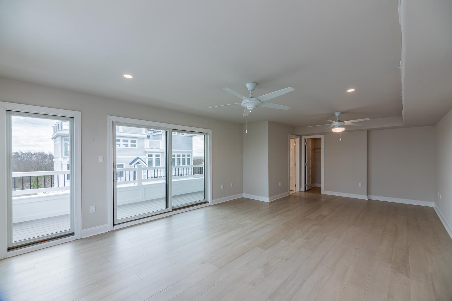 901 Commonwealth Avenue, Unit NORTH Strathmere, NJ 08248 - Photo 14 of 50 Gallery Image 14