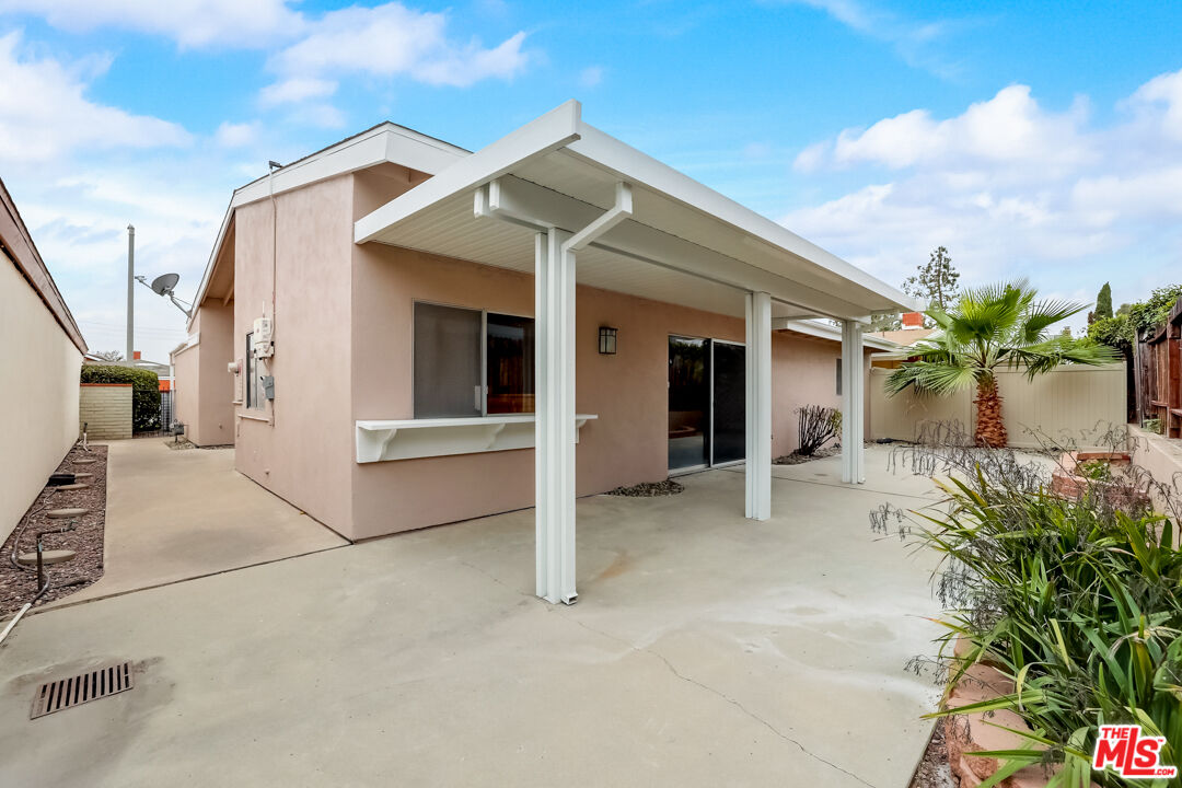 1291 Windemere Lane Tustin, CA 92780 - Photo 7 of 29