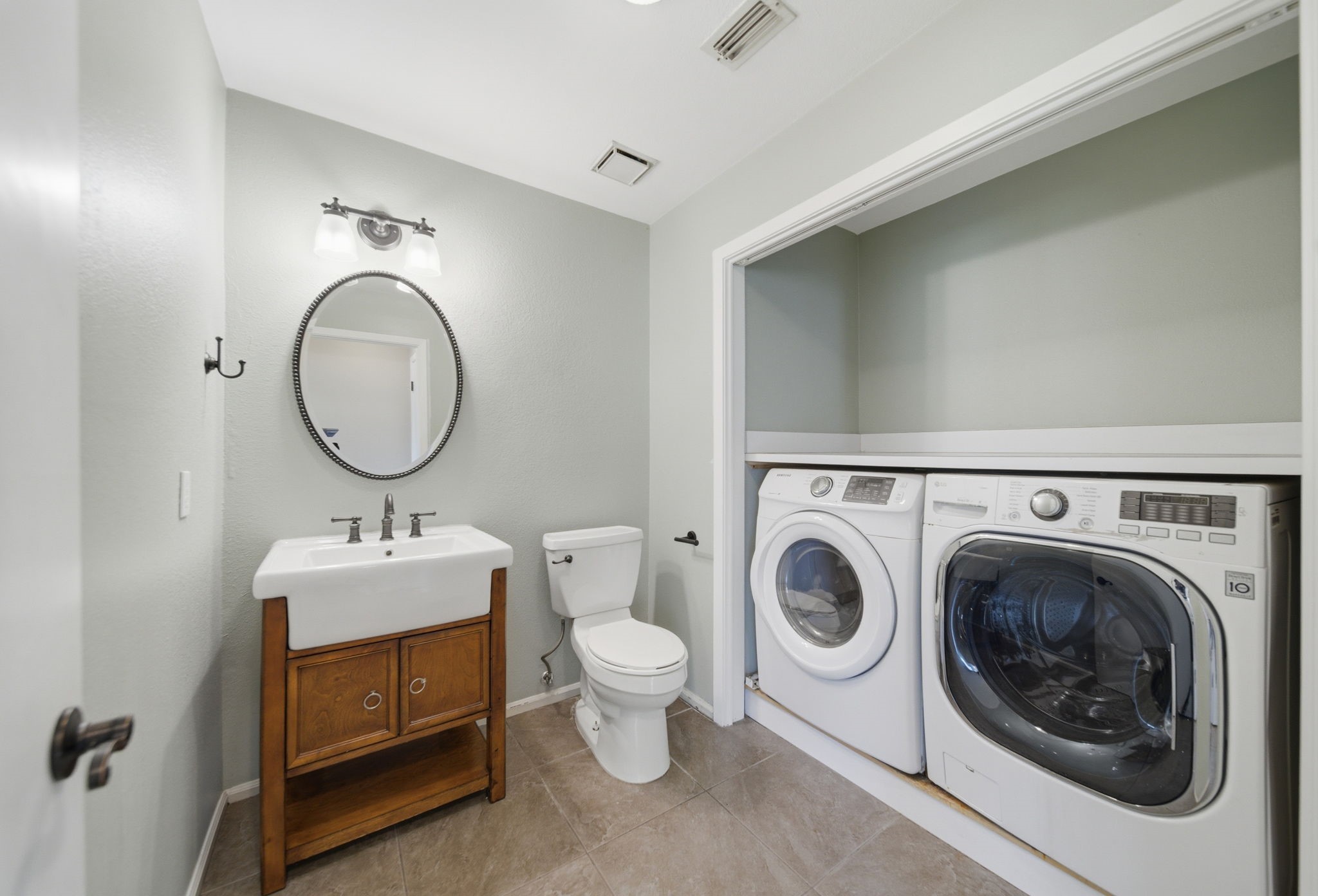 4020 Colgate Street Houston, TX 77087 - Photo 11 of 27