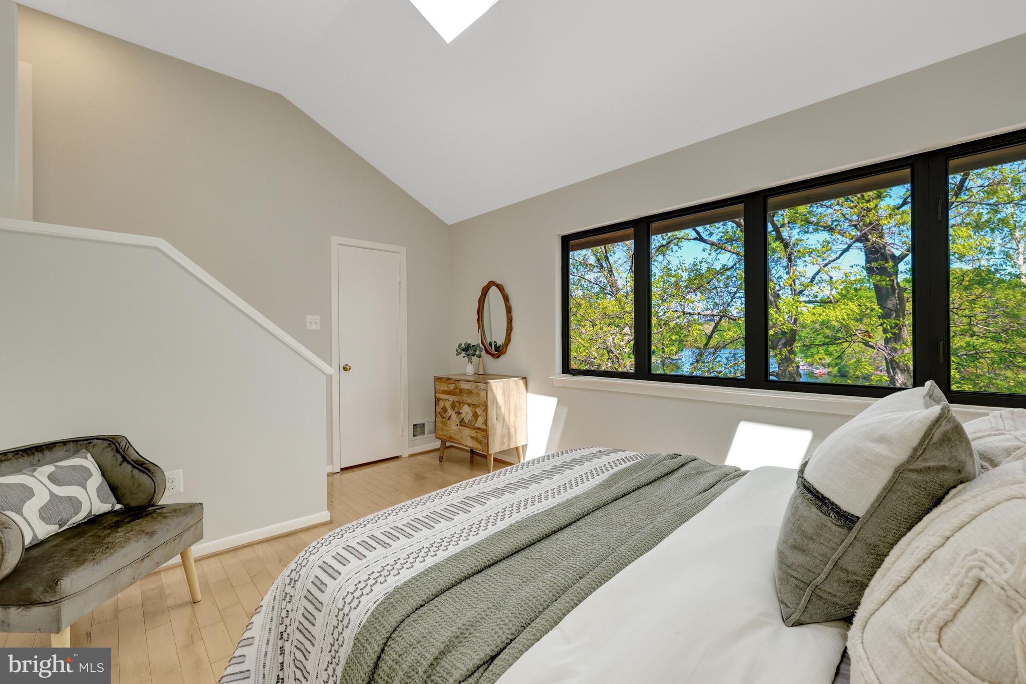 11024 Thrush Ridge Road Reston, VA 20191 - Photo 23 of 63 The primary suite also offers lake views!