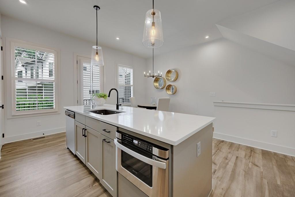 4433 Buckley Way Atlanta, GA 30342 - Photo 17 of 50