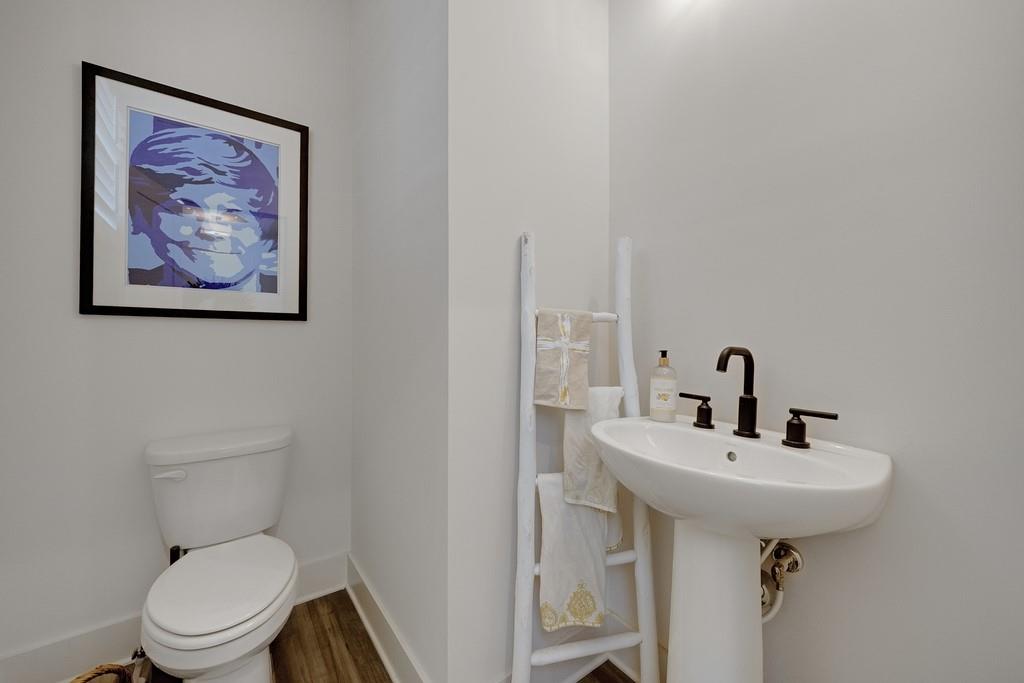 4433 Buckley Way Atlanta, GA 30342 - Photo 9 of 50