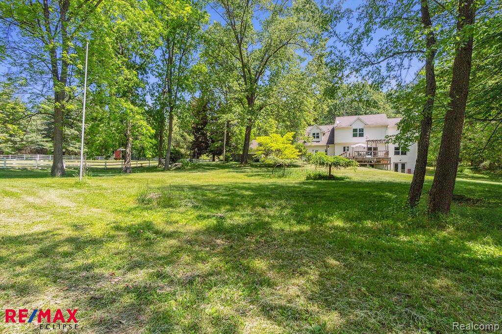 6345 Mack Road Howell, MI 48855 - Photo 38 of 54
