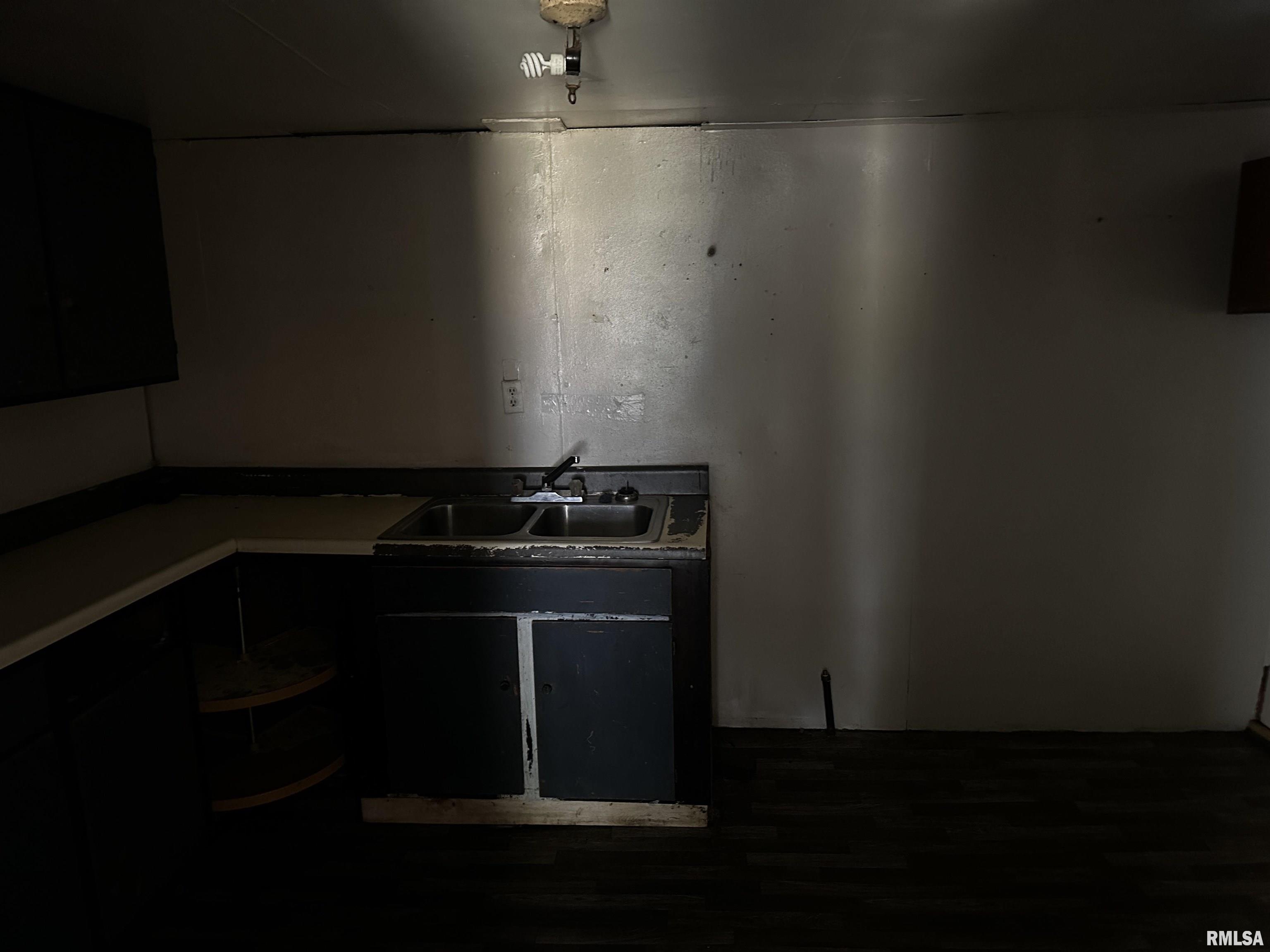 337 Hipple Court Canton, IL 61520 - Photo 5 of 7