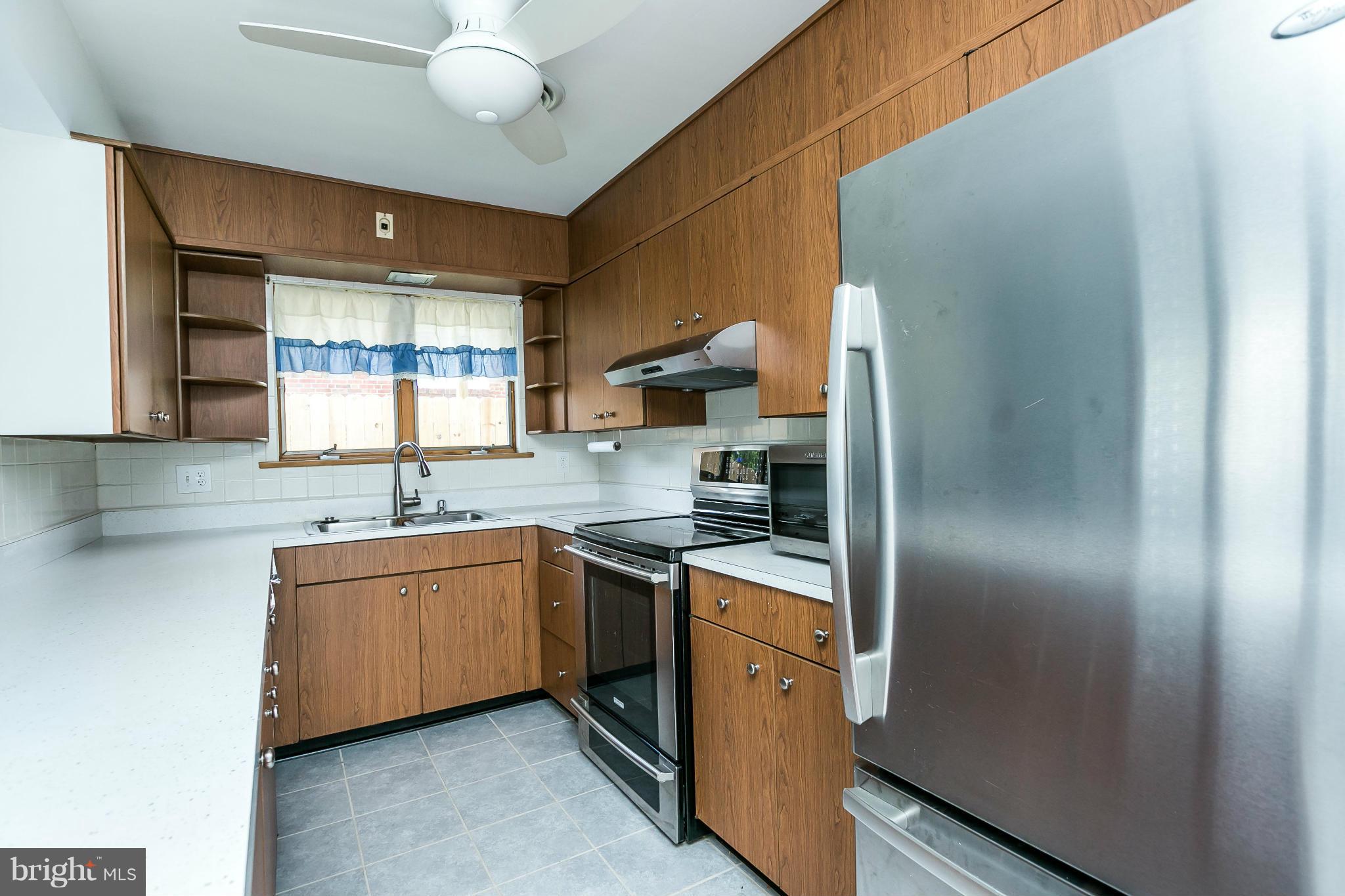 28 Cliffwood Road Baltimore, MD 21206 - Photo 7 of 30 Kitchen