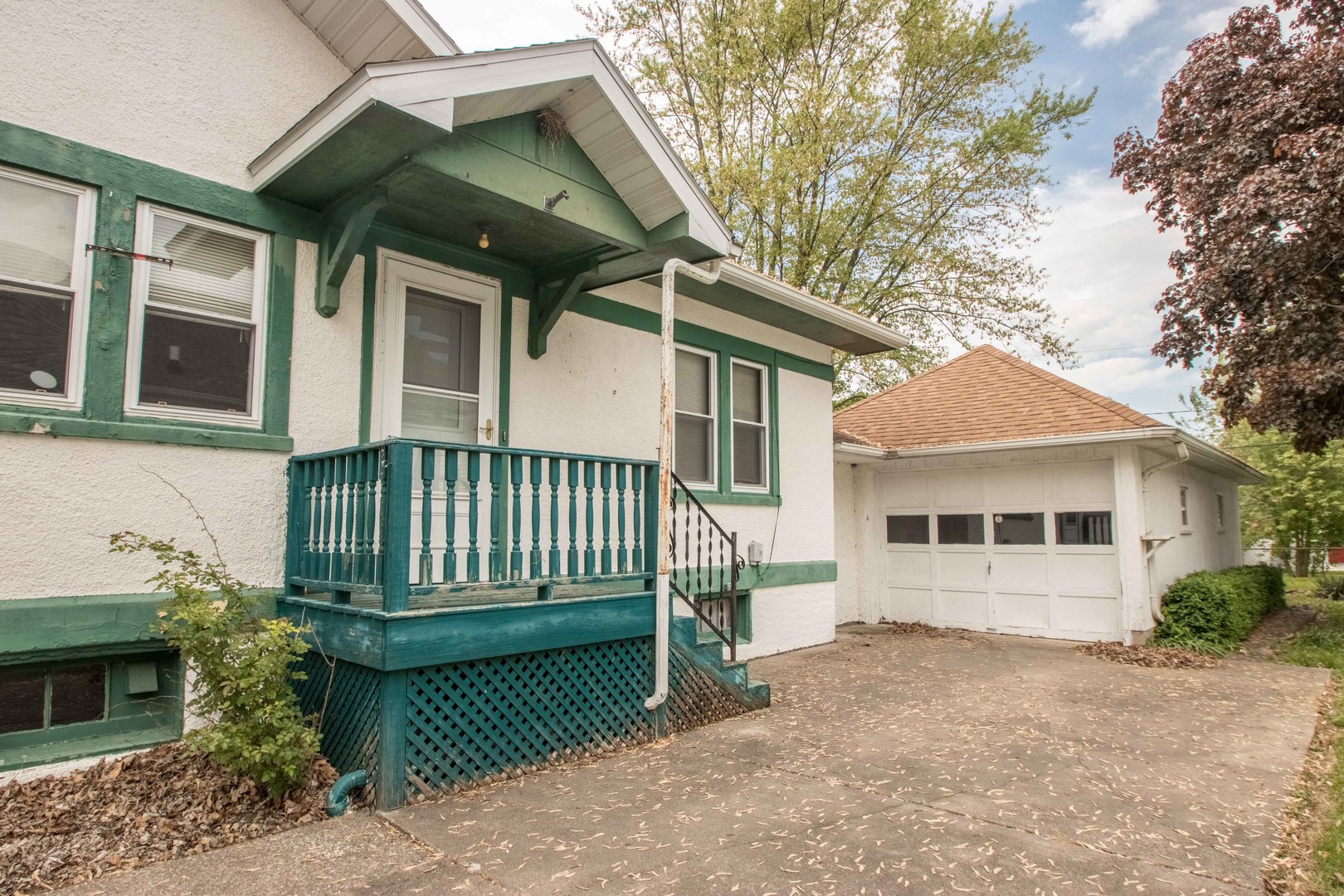 215 Clark Street Georgetown, IL 61846 - Photo 23 of 24 a view of a house with a yard