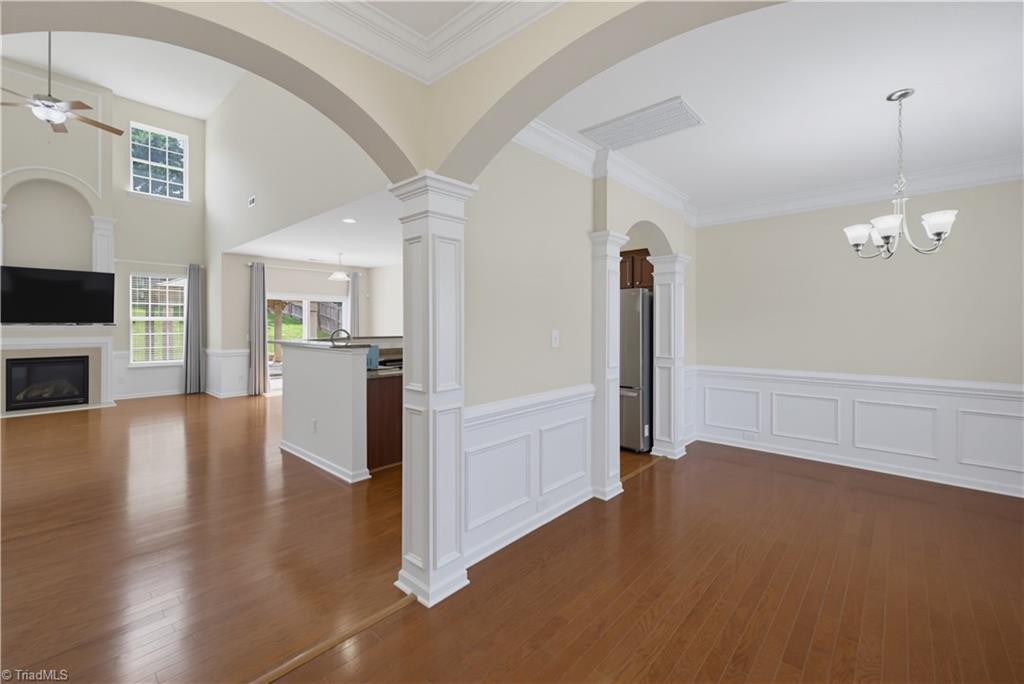 3540 Lamplight Way High Point, NC 27265 - Photo 3 of 32 Gallery Image 3