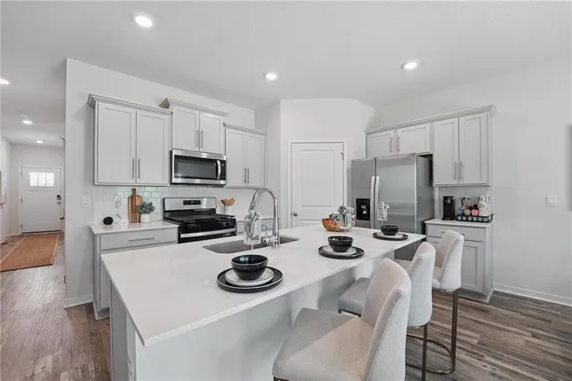 $369,990 | 601 Short Street, Liberty, MO 64068