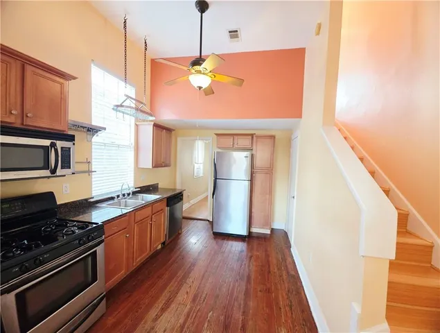 $1,650 | 2525 Laurel Street, New Orleans, LA 70130