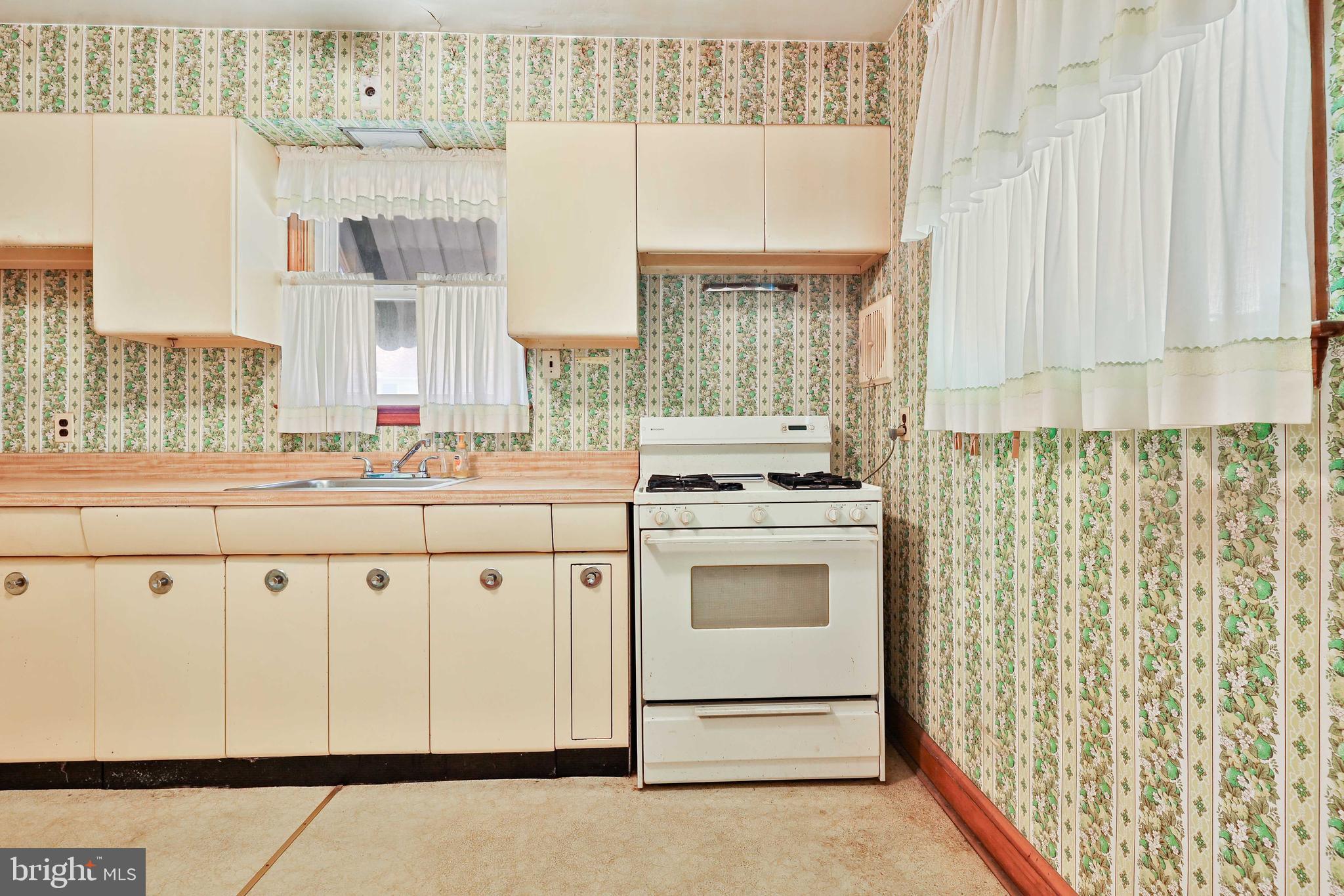 8500 Coco Road Rosedale, MD 21237 - Photo 13 of 33