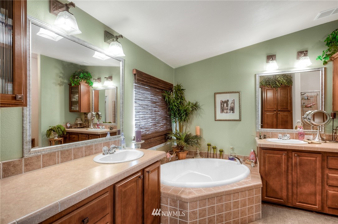 16515 Three Lakes Road Snohomish, WA 98290 - Photo 14 of 21