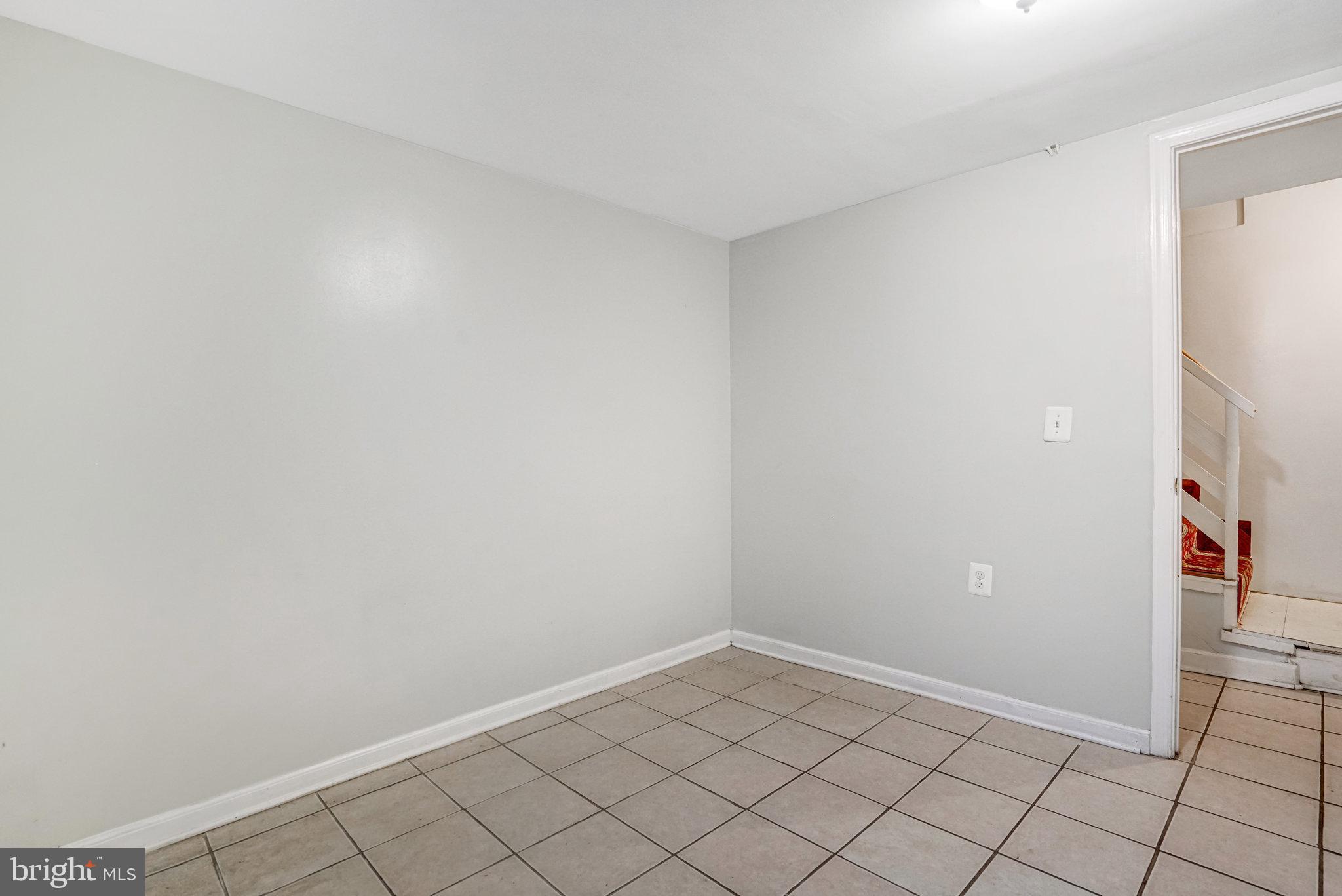 102 South Glebe Road Arlington, VA 22204 - Photo 45 of 52 a view of an empty room
