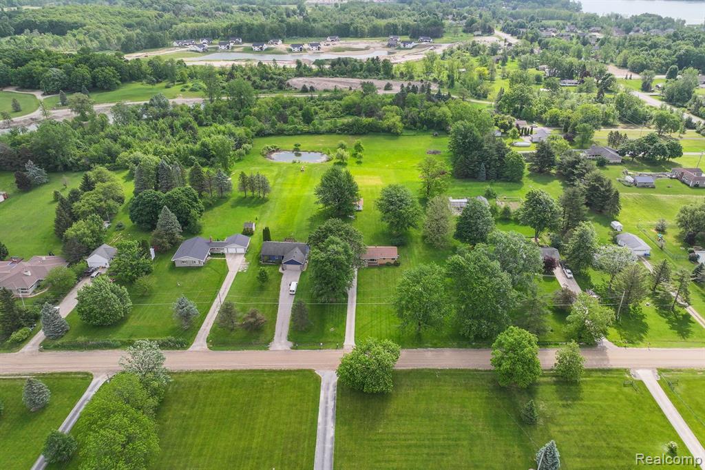 12463 Odell Road Linden, MI 48451 - Photo 32 of 43