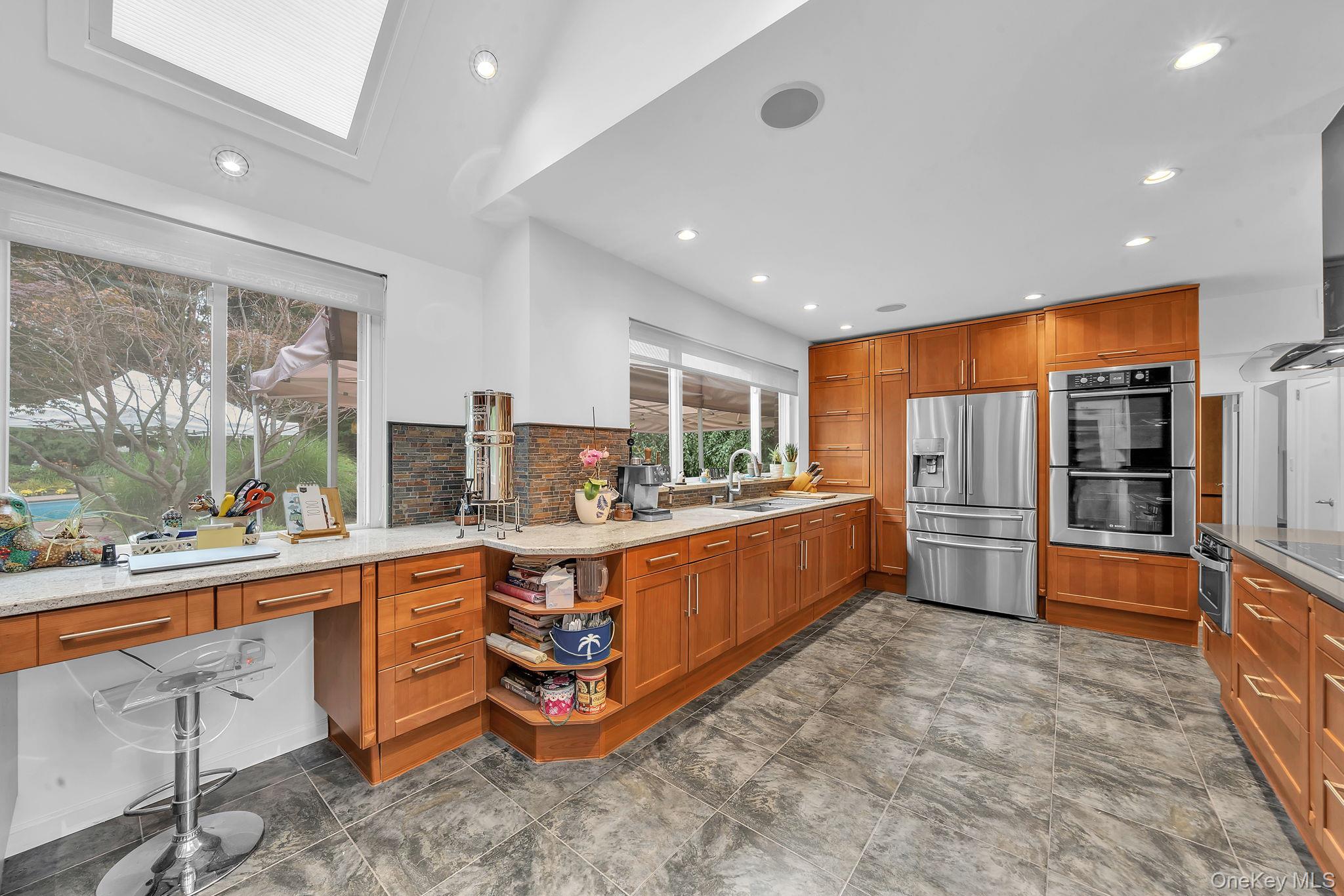 863 Richmond Road East Meadow, NY 11554 - Photo 13 of 44