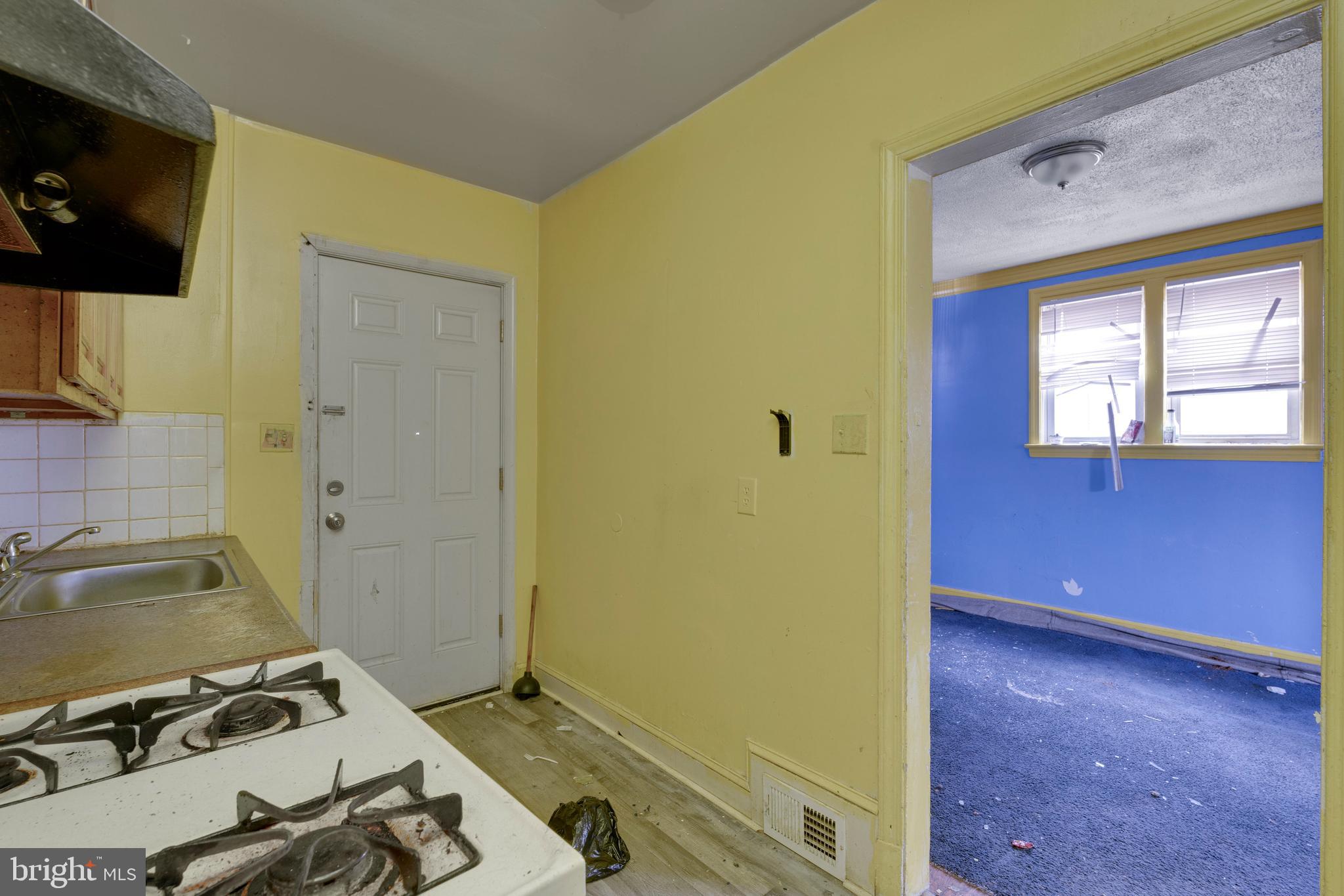 5050 Benning Road Southeast Washington, DC 20019 - Photo 10 of 42
