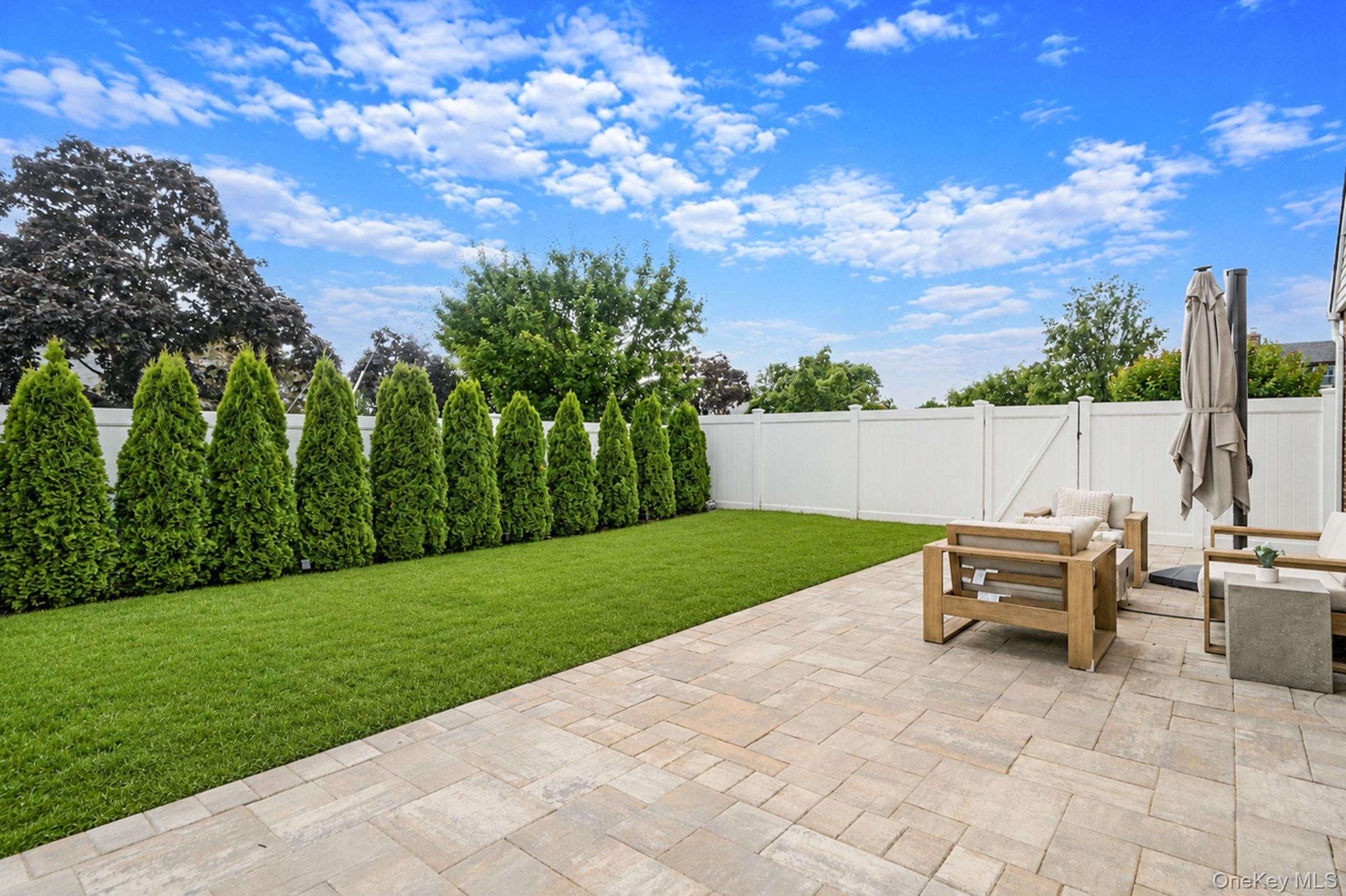 3438 Ella Road Wantagh, NY 11793 - Photo 18 of 20