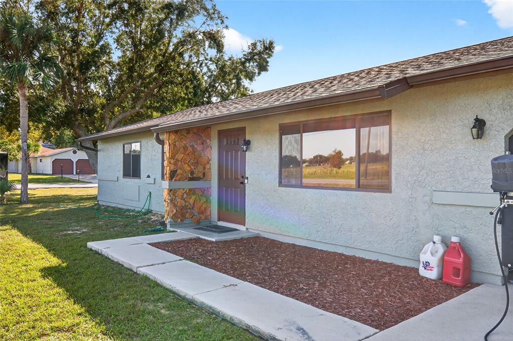 980 Silver Road Ocala, FL 34472 - Photo 2 of 25