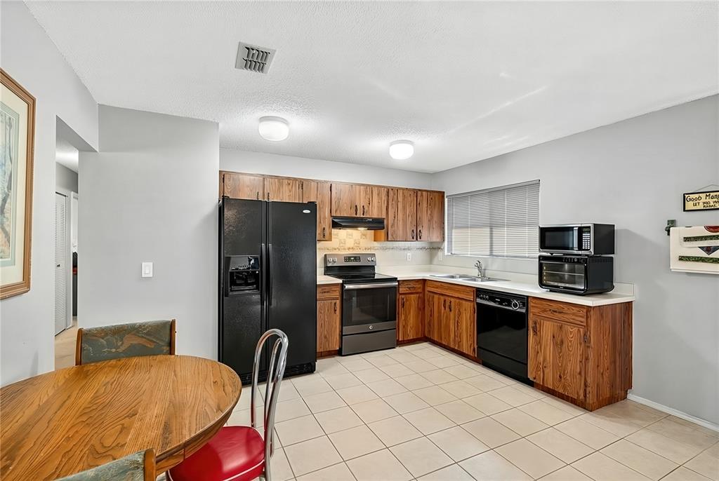 980 Silver Road Ocala, FL 34472 - Photo 7 of 25
