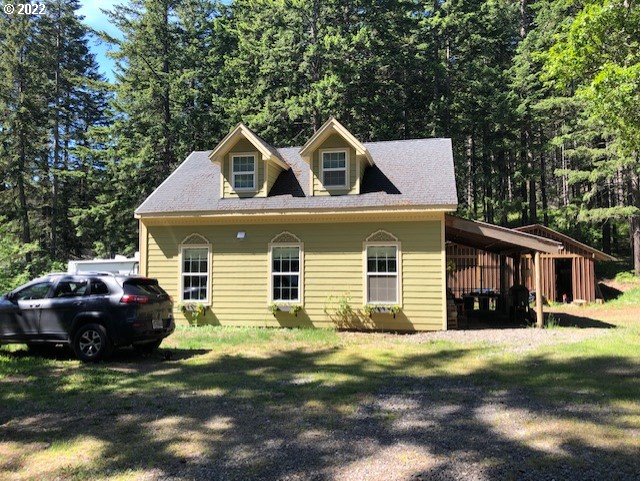 595 Canyon Road Lyle, WA 98635 - Photo 2 of 25 Gallery Image 2