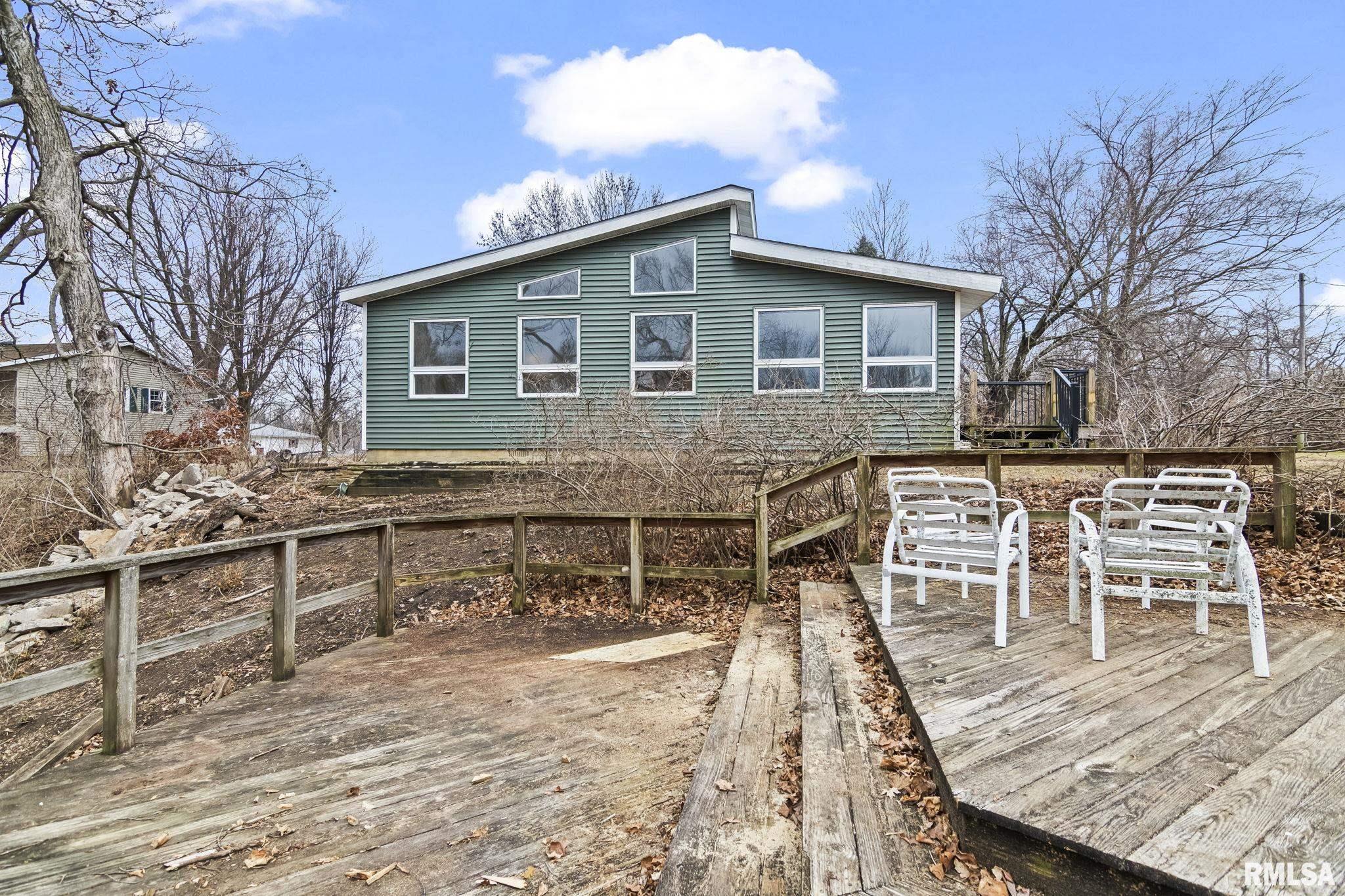 636 Linden Point Petersburg, IL 62675 - Photo 35 of 41