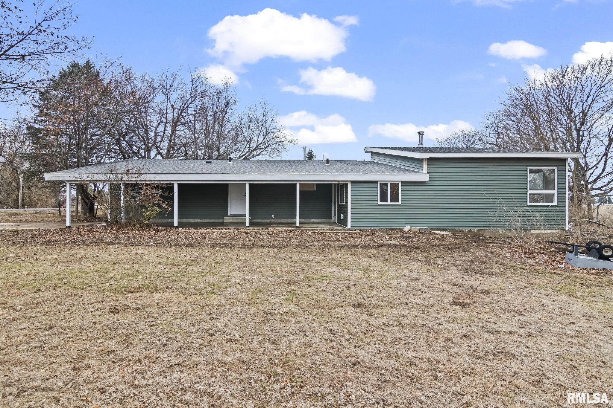 636 Linden Point Petersburg, IL 62675 - Photo 39 of 41