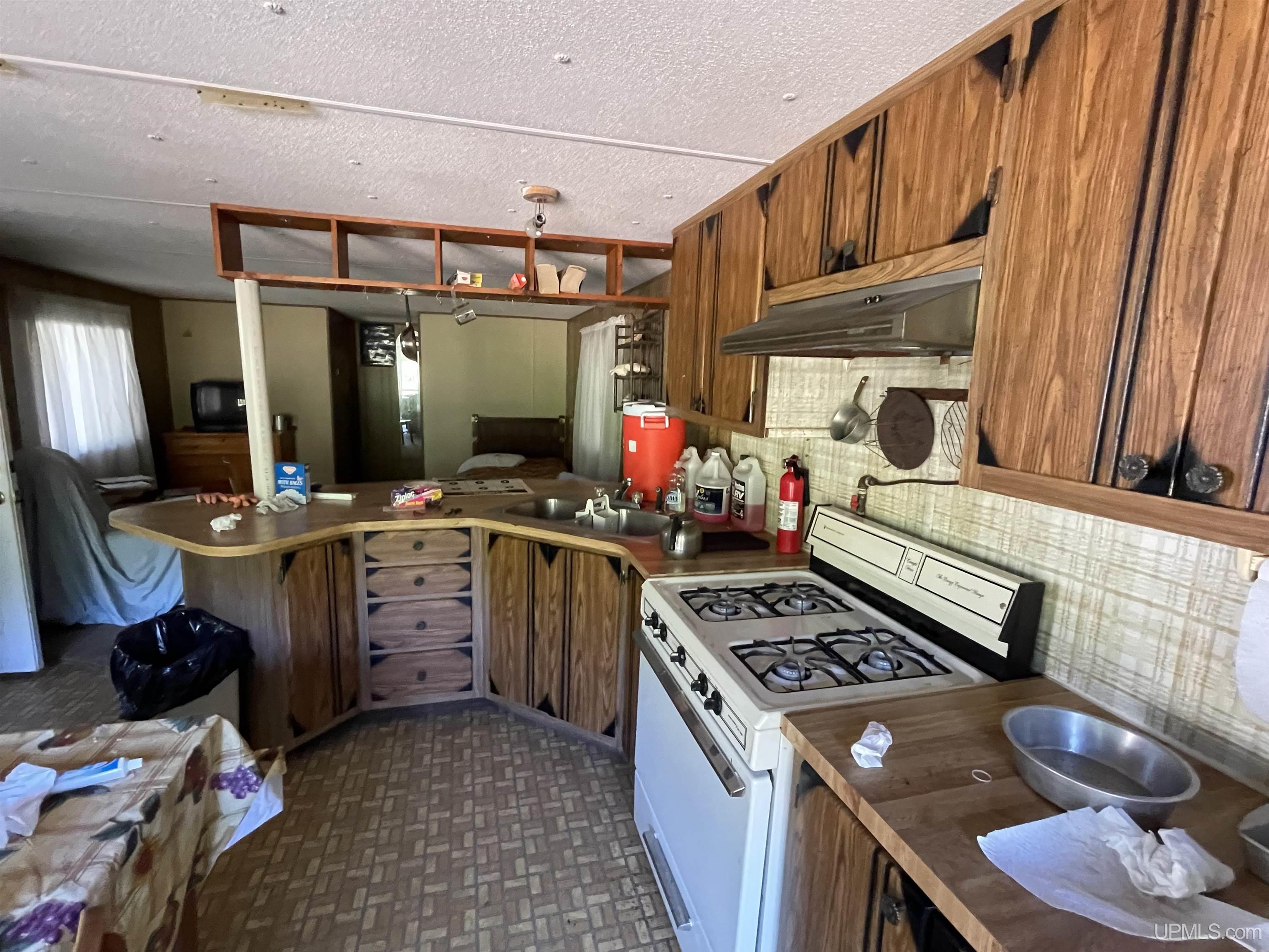 510 Rd Ishpeming Mi 49849 Road Negaunee, MI 49866 - Photo 11 of 54