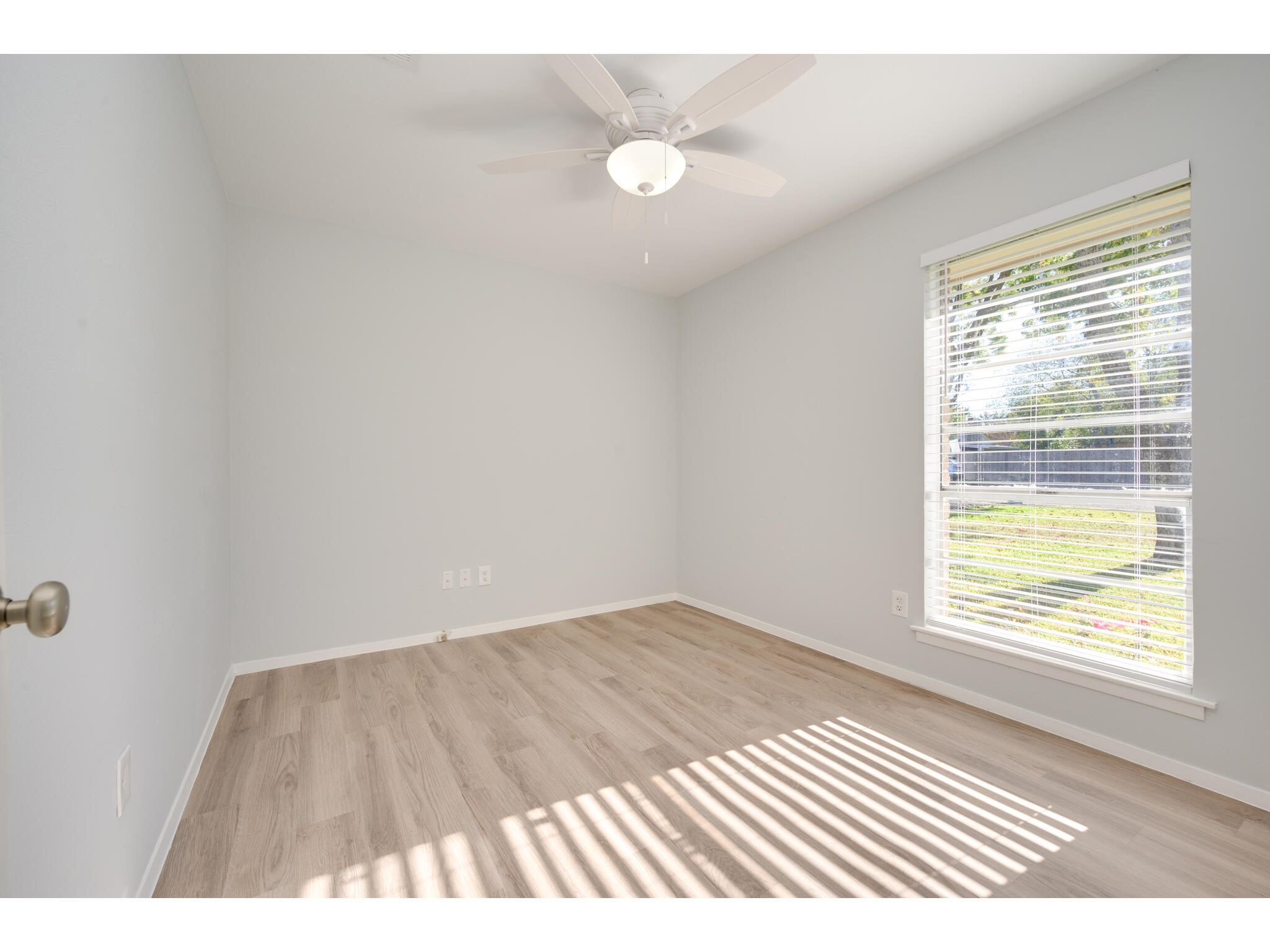 2104 Magazine Street Austin, TX 78727 - Photo 23 of 29