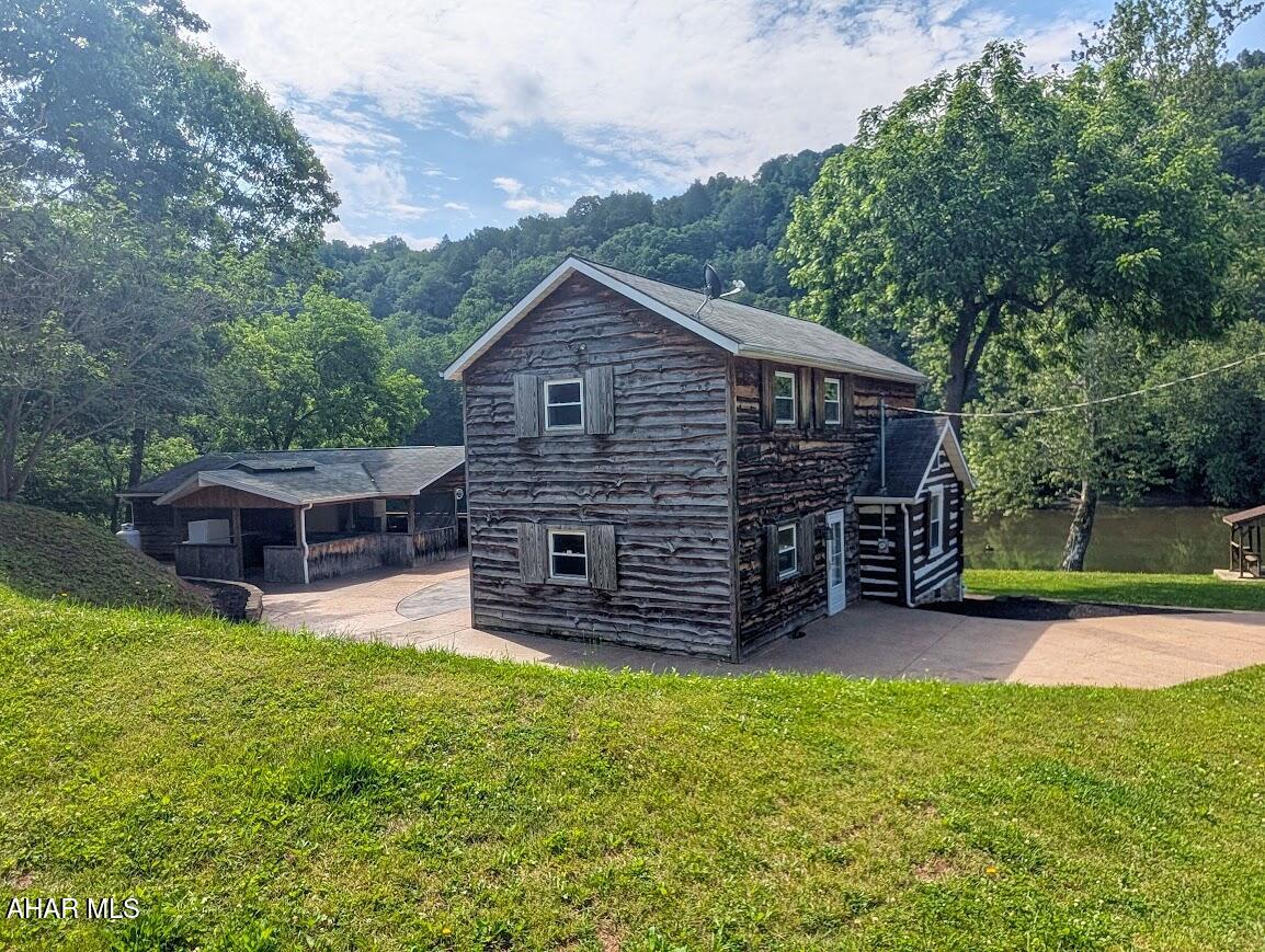 386 Burkett Bridge Road Everett, PA 15537 - Photo 10 of 85