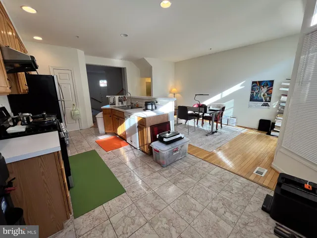 $3,350 | 8179 Skelton Circle, Falls Church, VA 22042