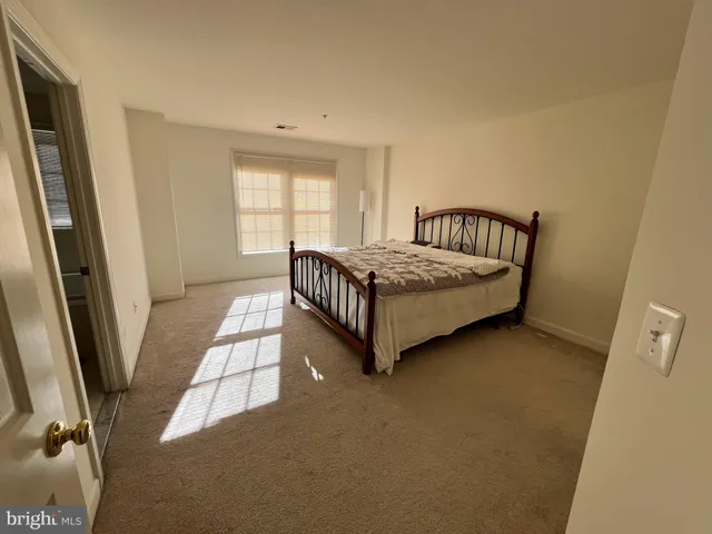 $3,350 | 8179 Skelton Circle, Falls Church, VA 22042