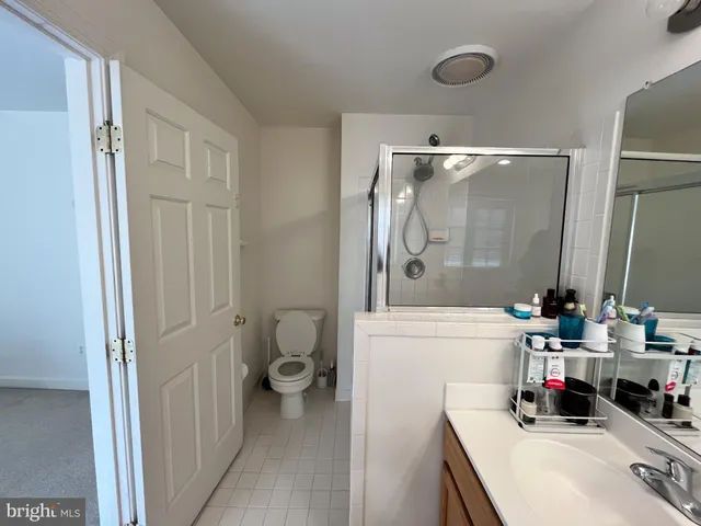 $3,350 | 8179 Skelton Circle, Falls Church, VA 22042