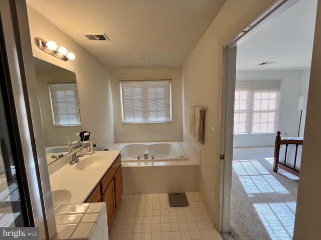 $3,350 | 8179 Skelton Circle, Falls Church, VA 22042