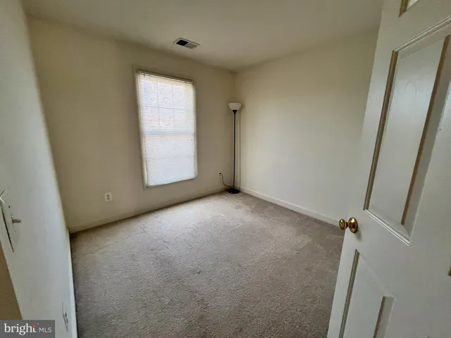 $3,350 | 8179 Skelton Circle, Falls Church, VA 22042