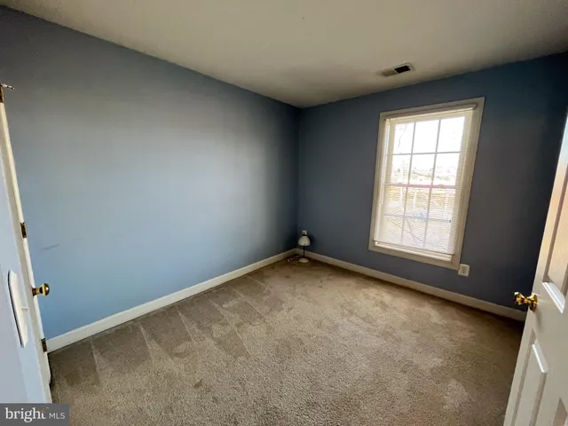 $3,350 | 8179 Skelton Circle, Falls Church, VA 22042