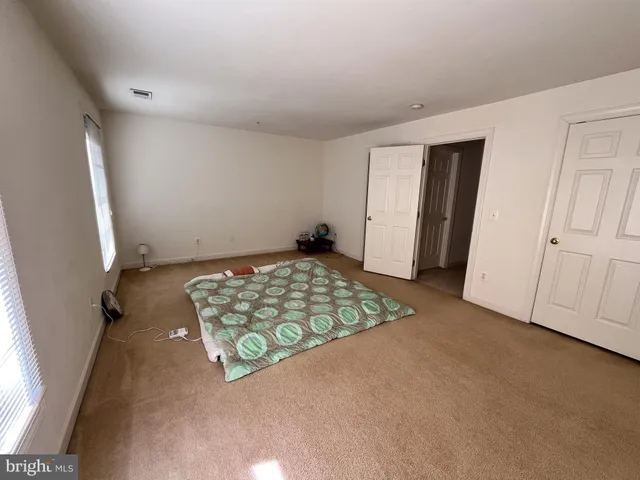 $3,350 | 8179 Skelton Circle, Falls Church, VA 22042