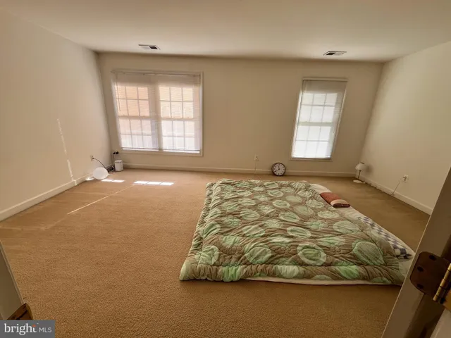 $3,350 | 8179 Skelton Circle, Falls Church, VA 22042